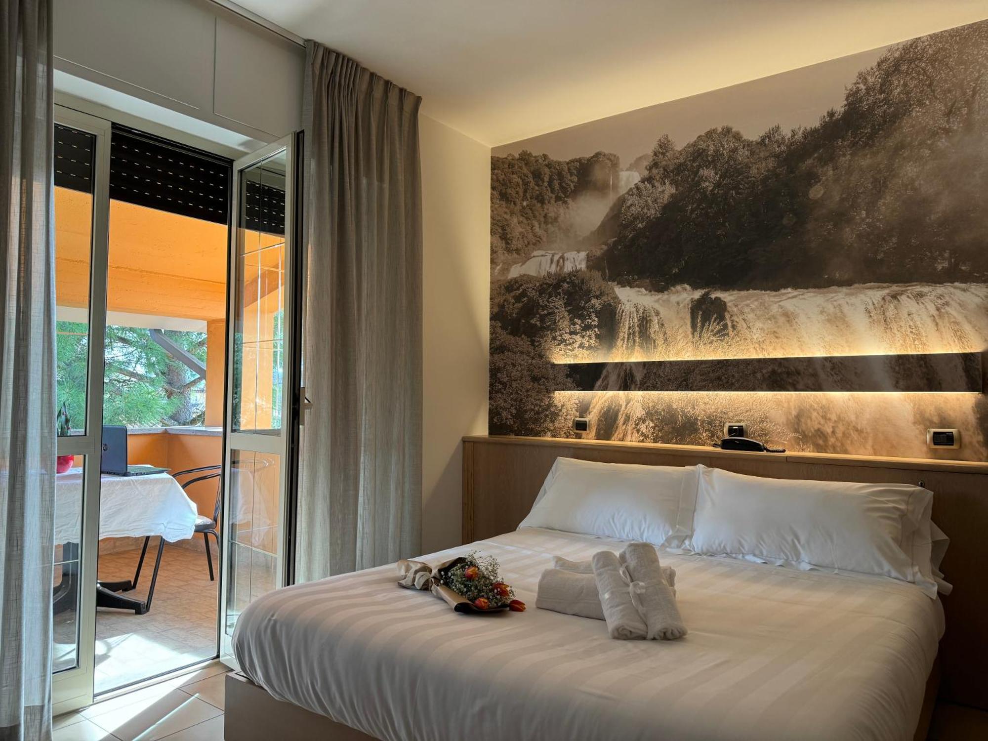 Hotel Cladan Assisi Luaran gambar