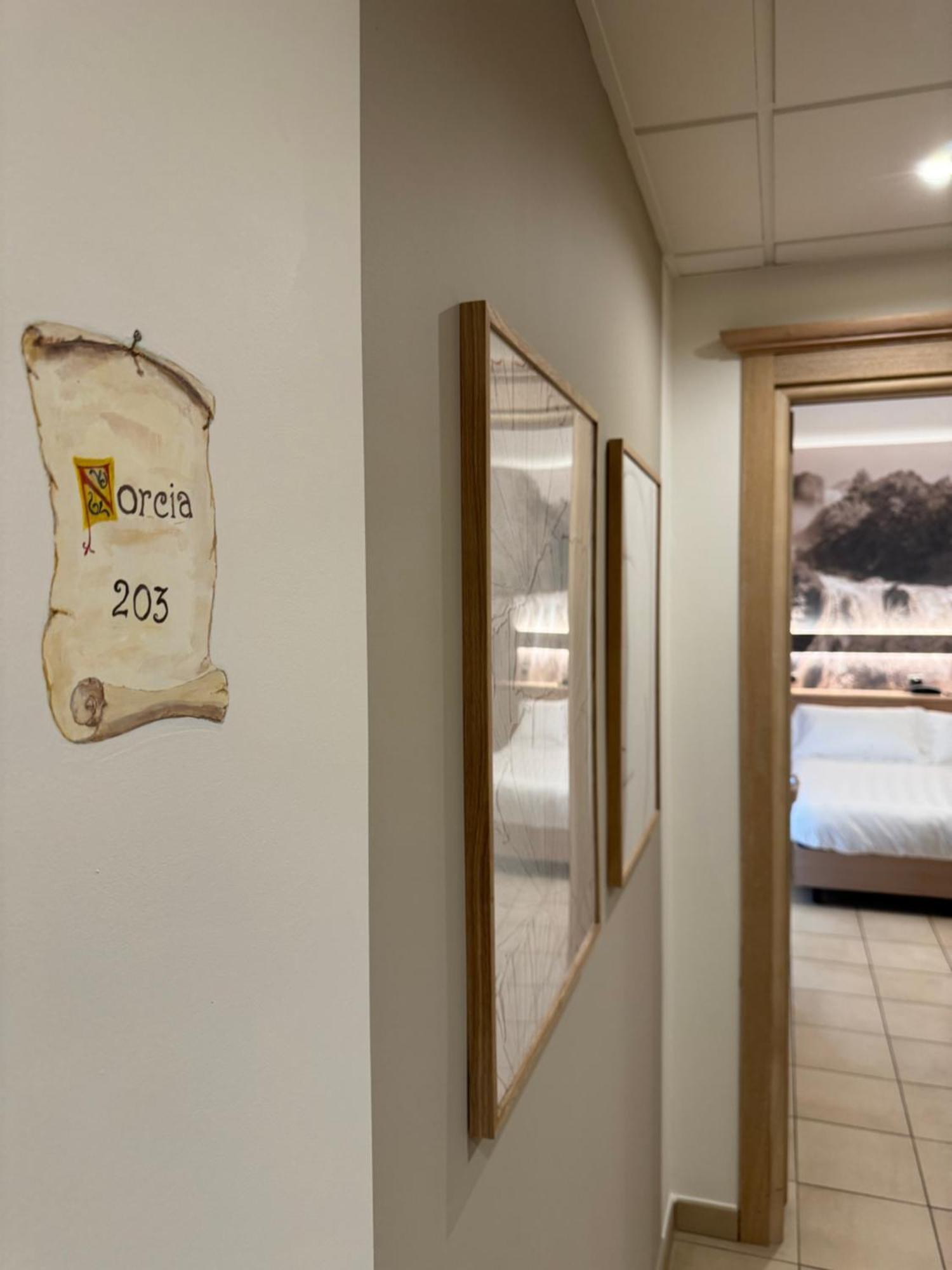 Hotel Cladan Assisi Luaran gambar