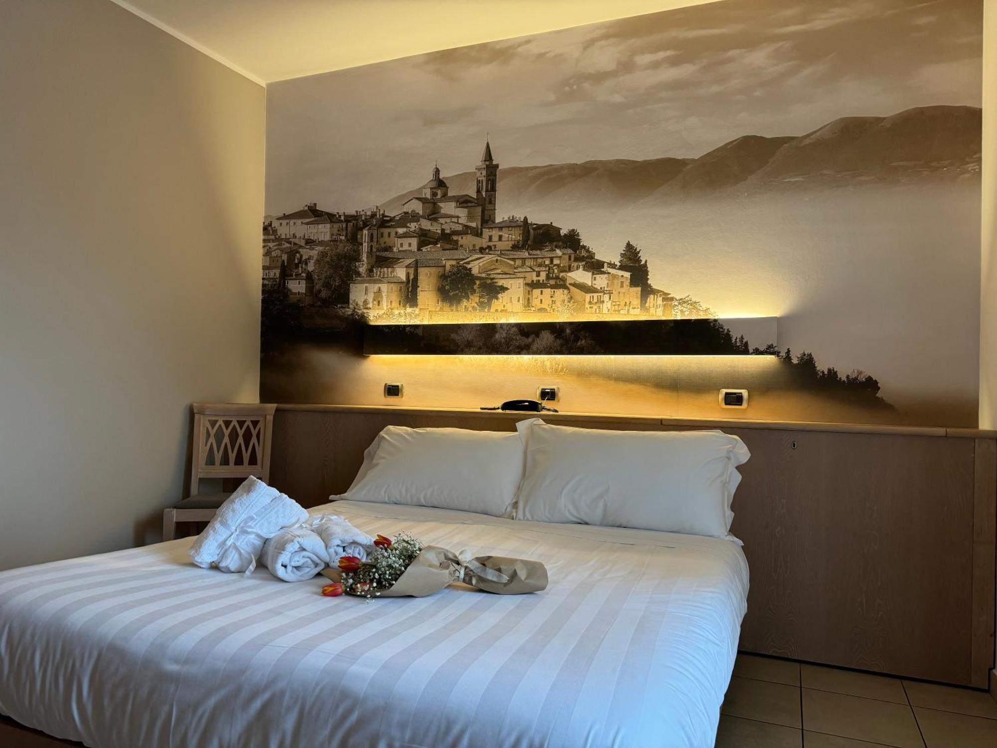 Hotel Cladan Assisi Luaran gambar