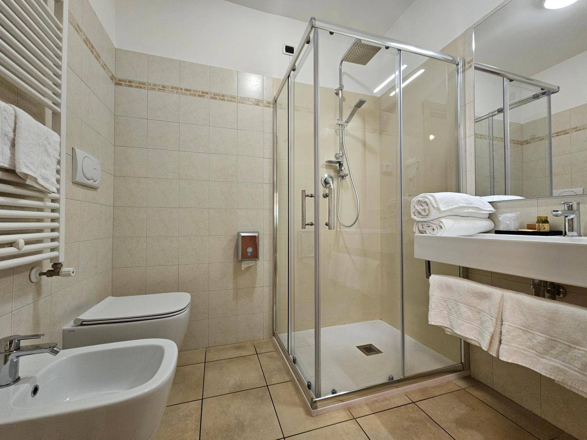 Hotel Cladan Assisi Luaran gambar